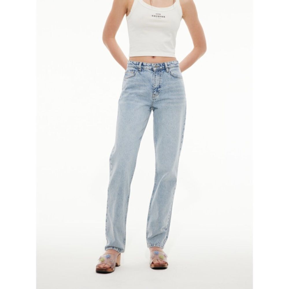 les coyotes de paris light wash straight leg women’s jeans 27 
Made in Turkey